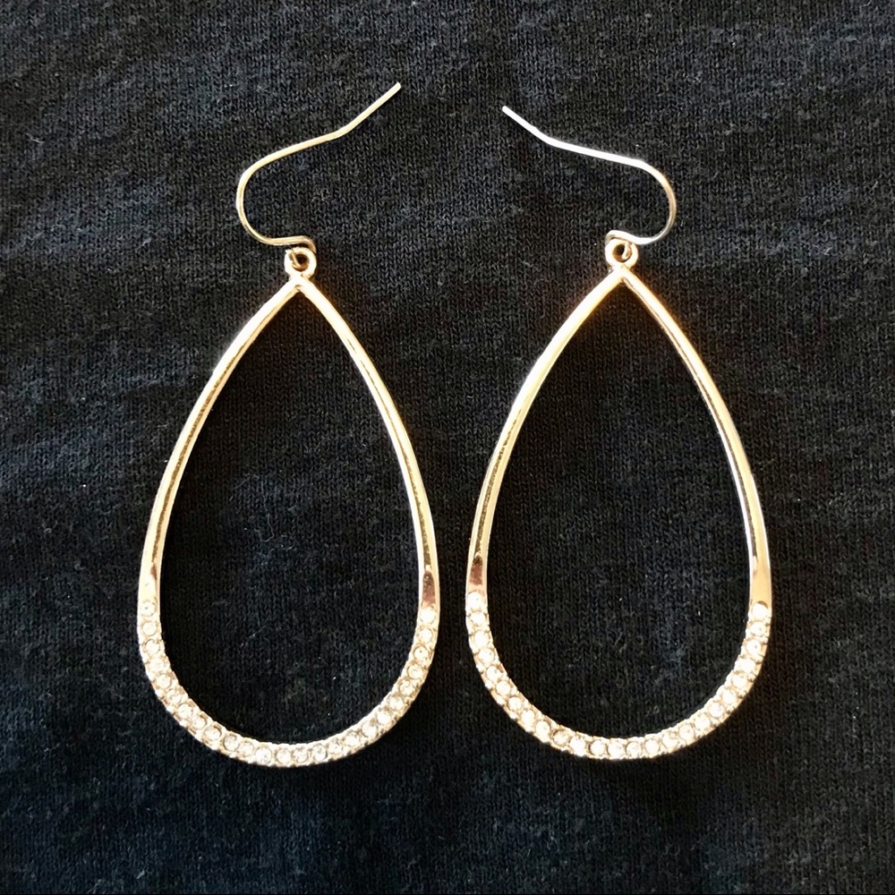 Gold teardrop earrings